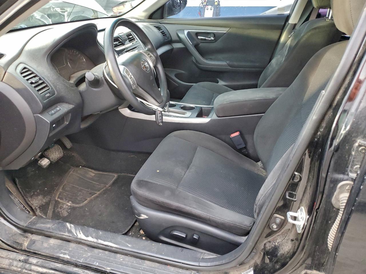 Nissan Altima 2.5 Image 9