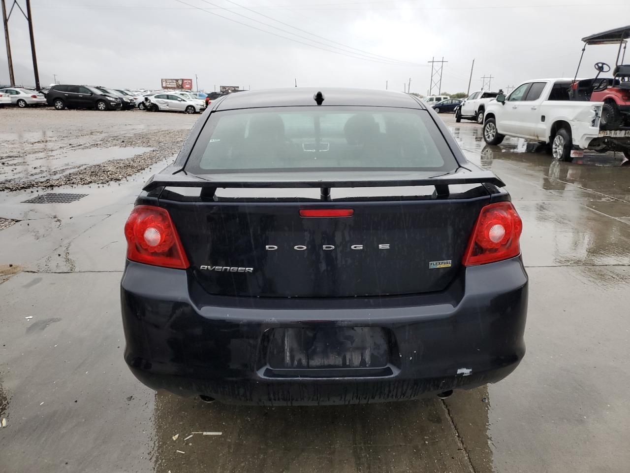 Dodge Avenger Sxt Image 5