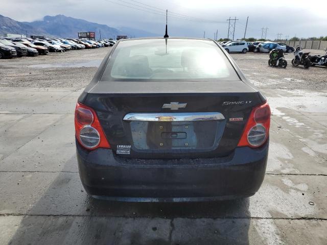 Chevrolet Sonic Lt Image 3