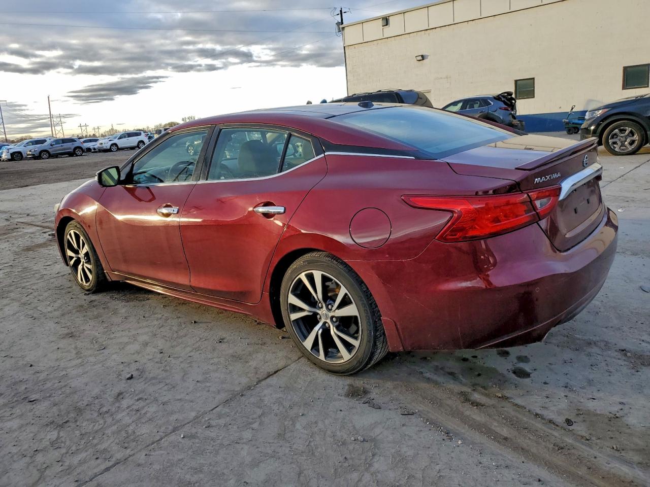 Nissan Maxima 3.5s Image 2