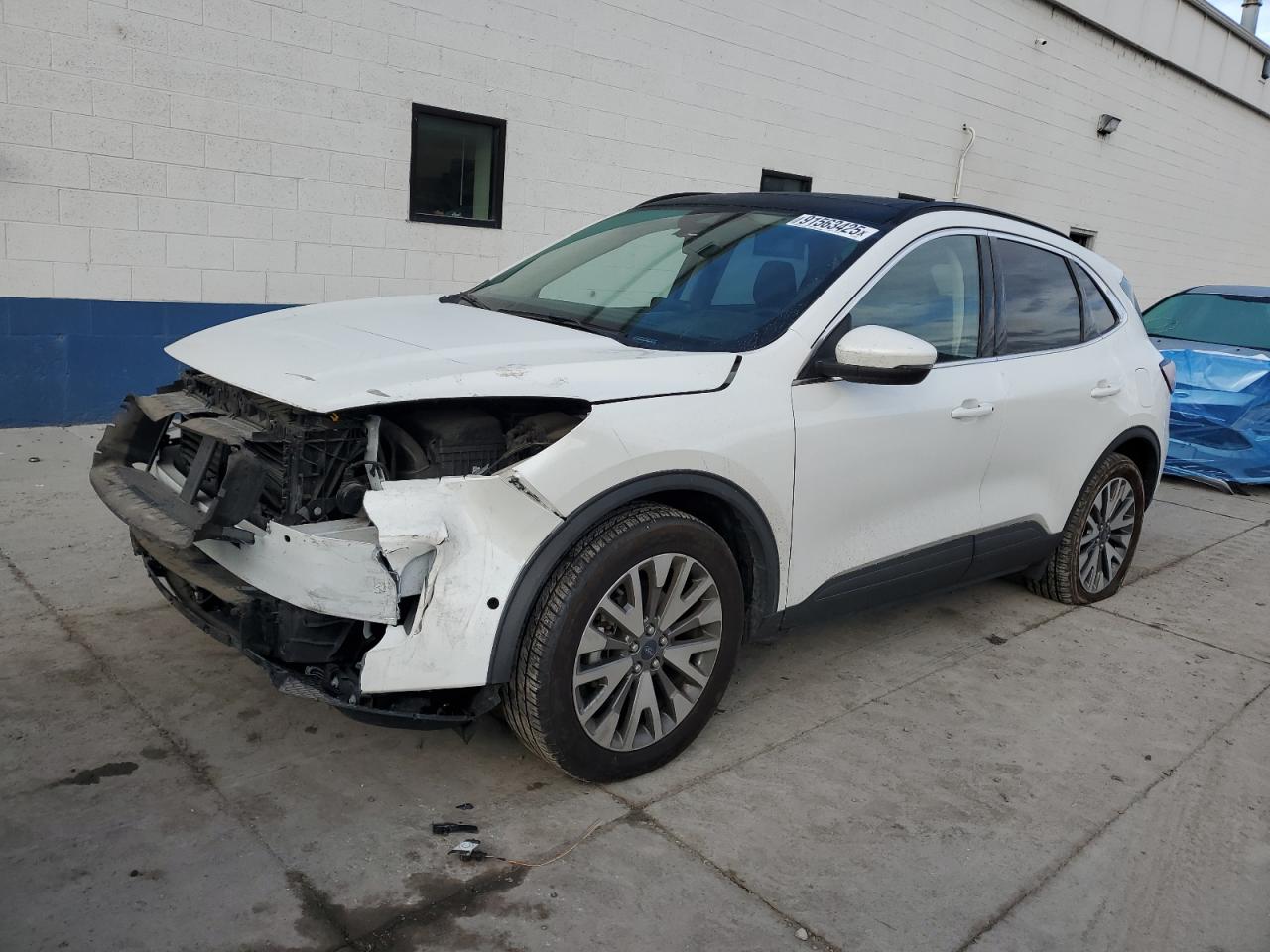 Ford Escape Titanium Image 1