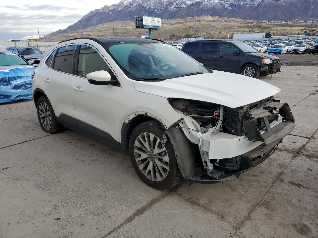 Ford Escape Titanium Image 5