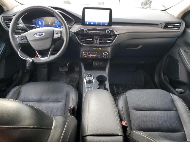 Ford Escape Titanium Image 12