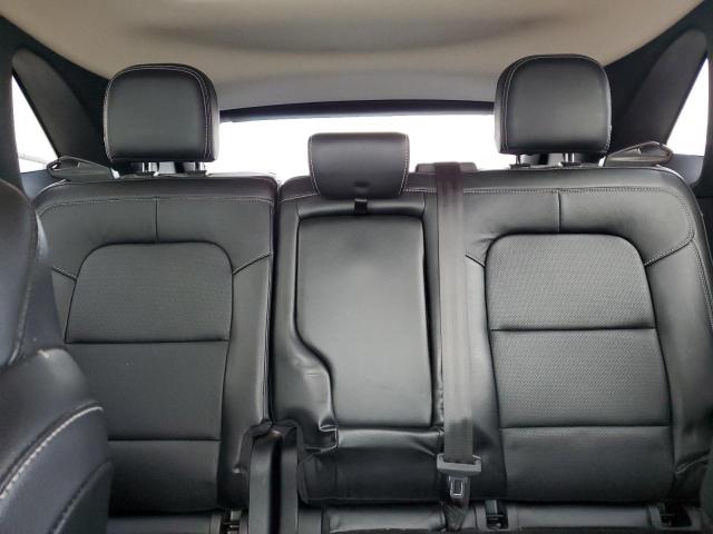 Ford Escape Titanium Image 2