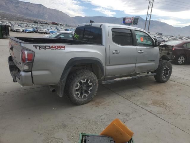 Toyota Tacoma Double Cab Image 4