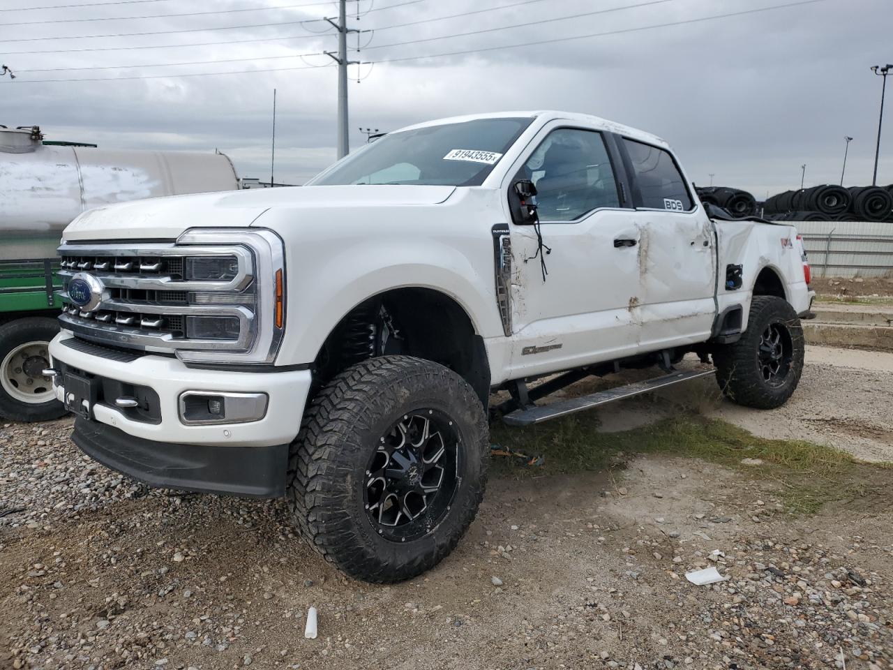 Ford F-350 Super Duty Image 1