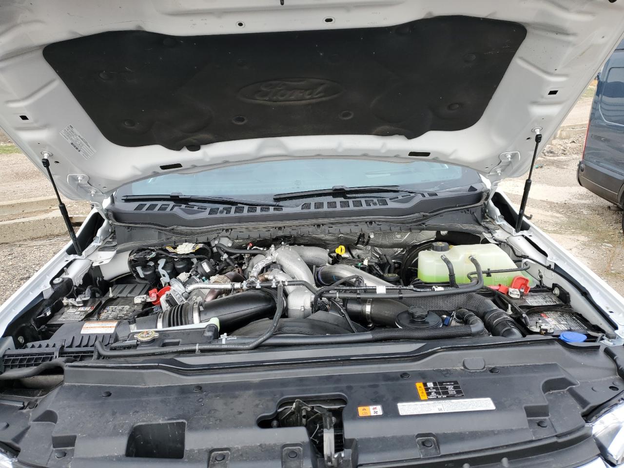 Ford F-350 Super Duty Image 10