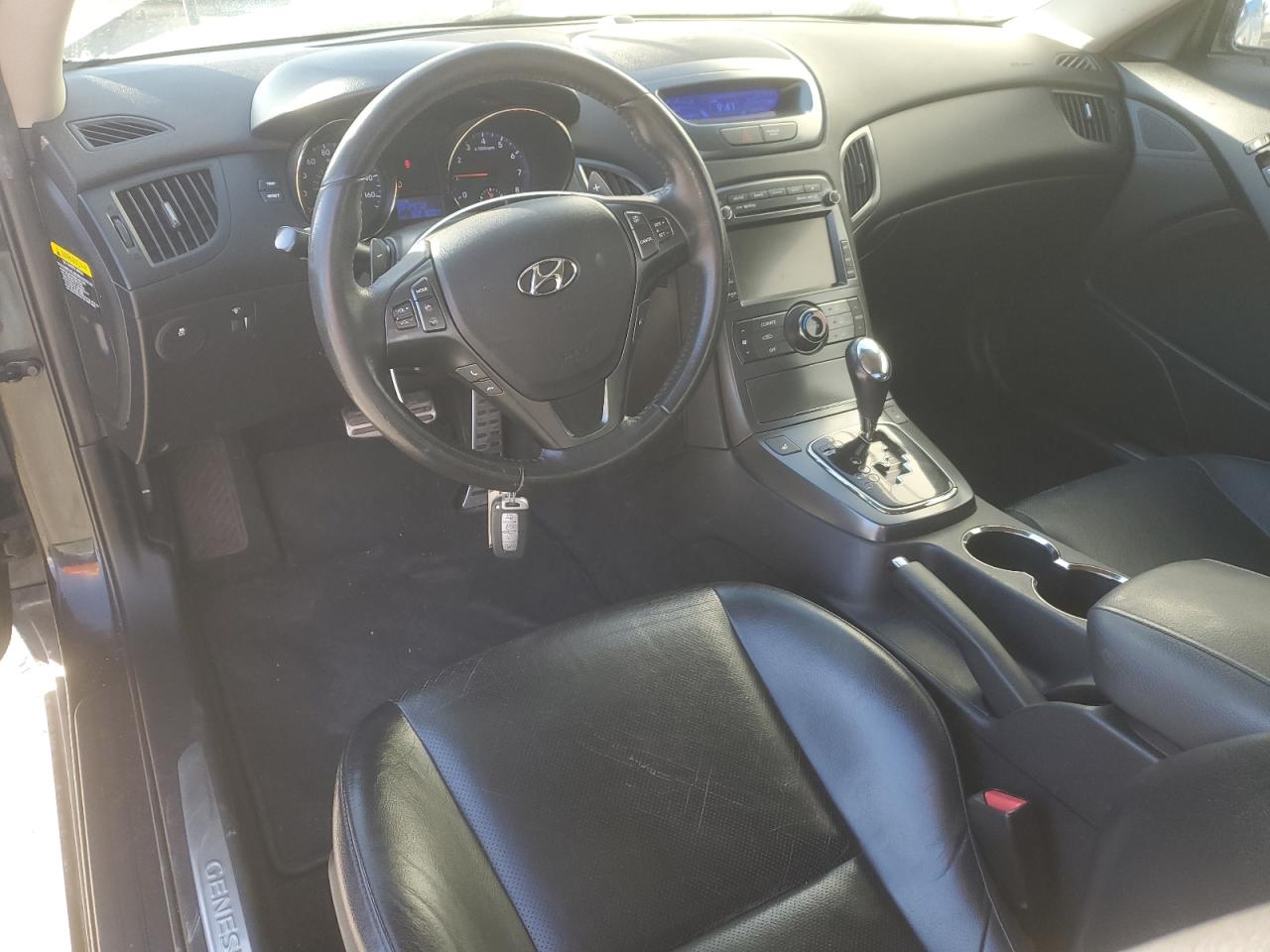 Hyundai Genesis 3.8l Image 8