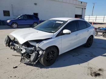  Salvage Ford Focus