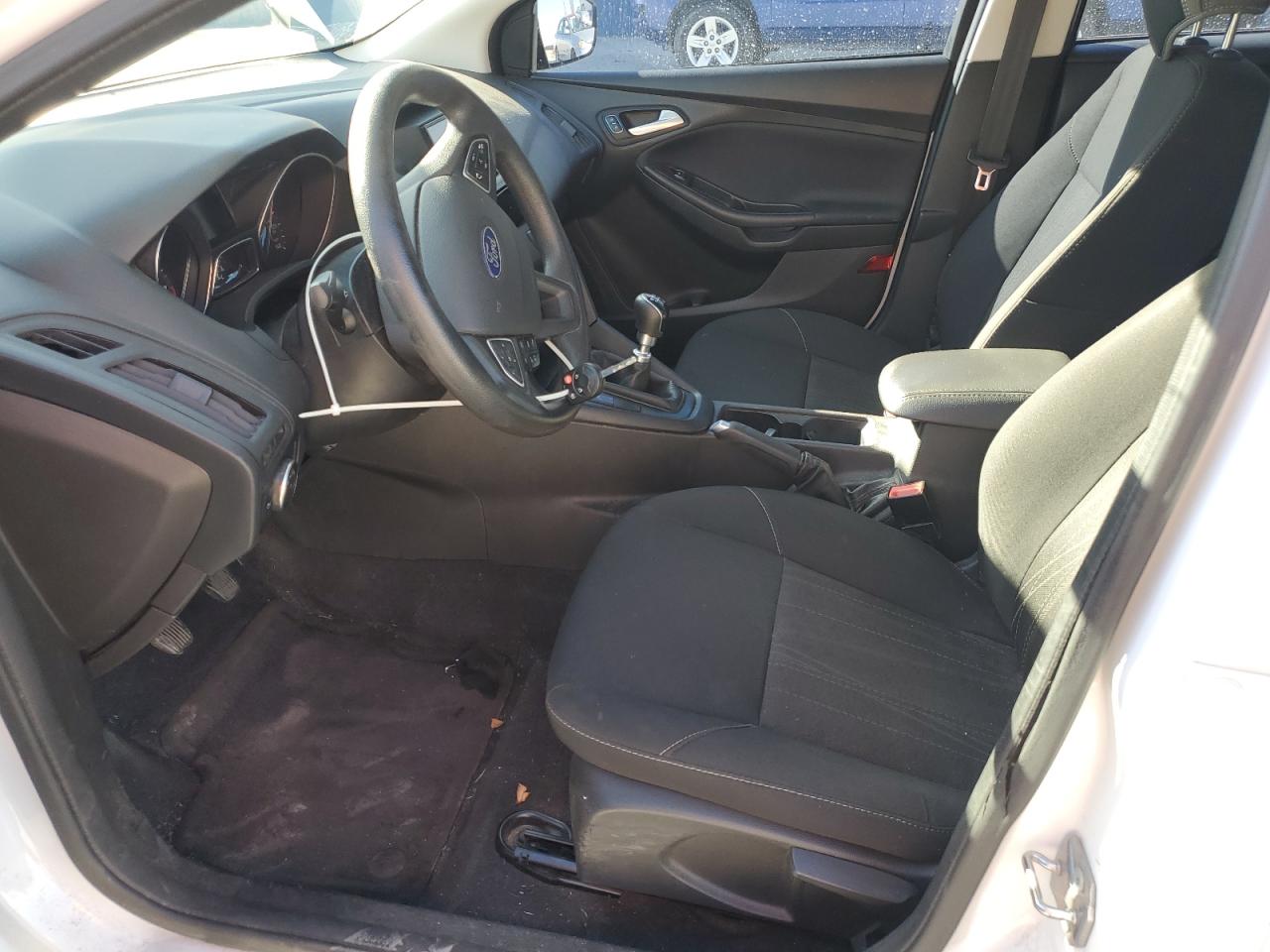 Ford Focus Se Image 7