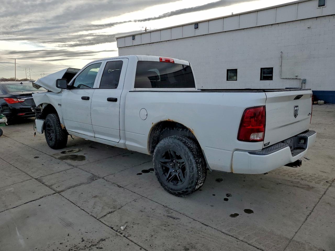 Dodge Ram 1500 Image 2