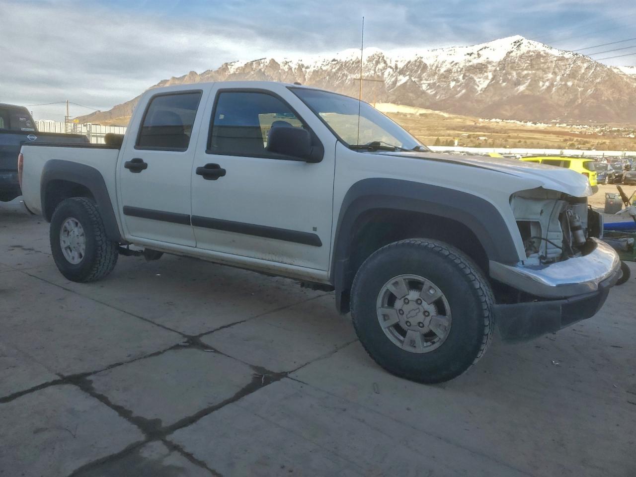 Chevrolet Colorado Image 2