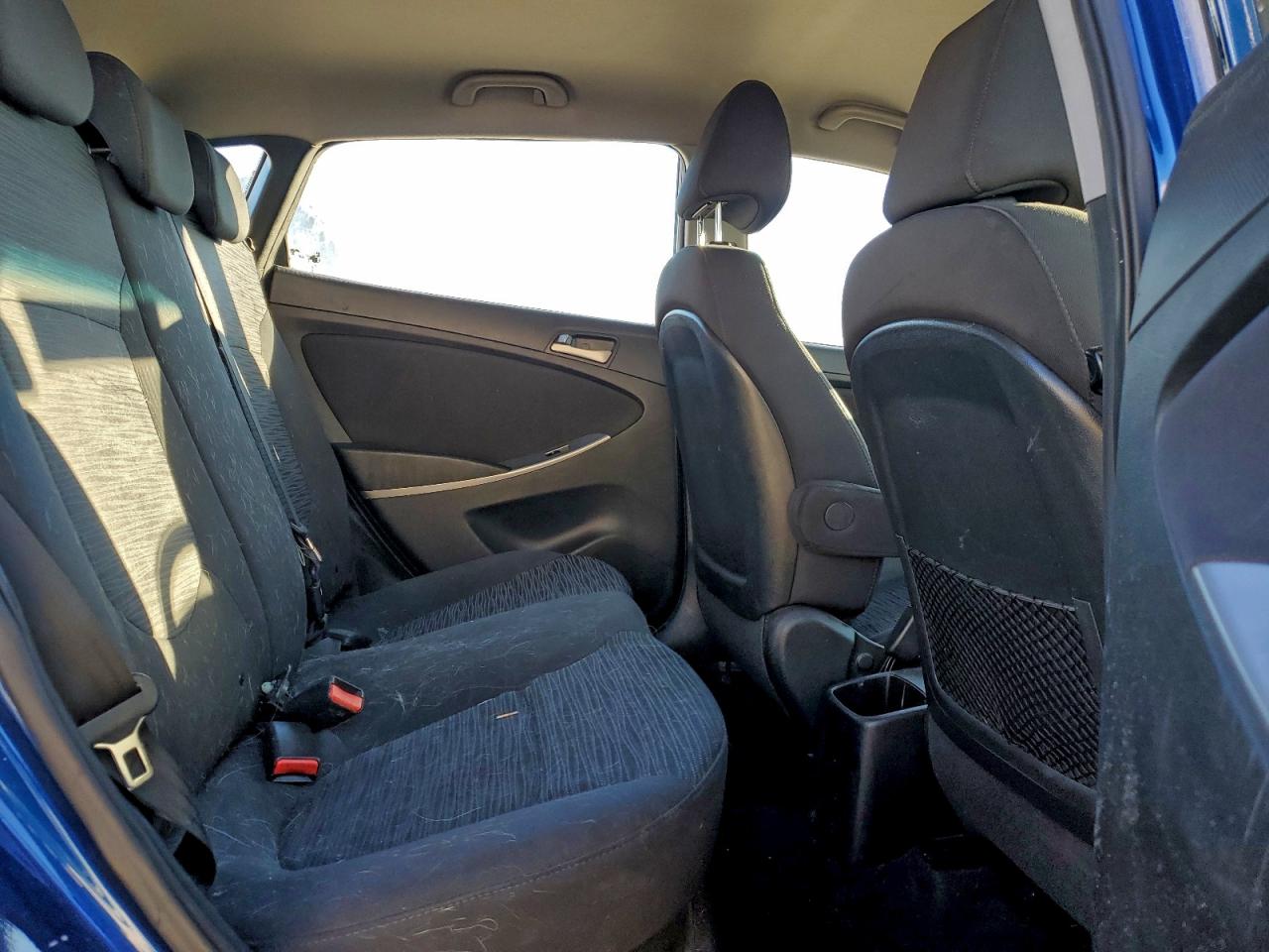 Hyundai ACCENT Se Image 11