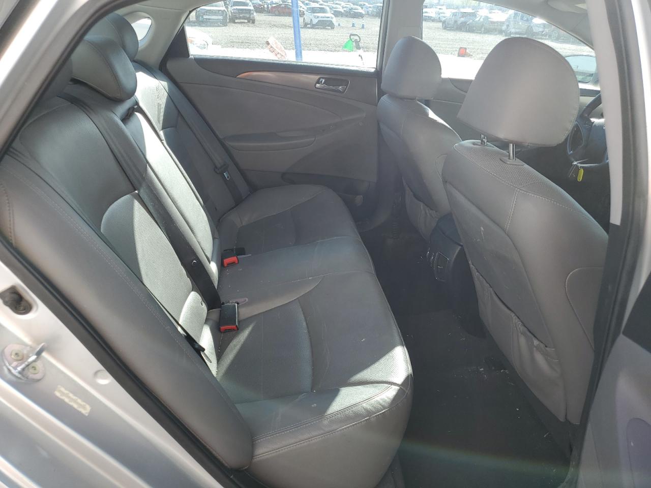 Hyundai SONATA Hybrid Image 10