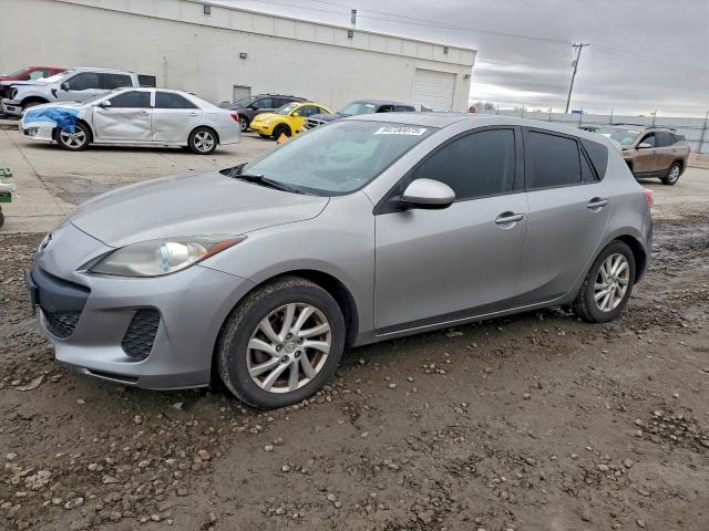  Salvage Mazda 3