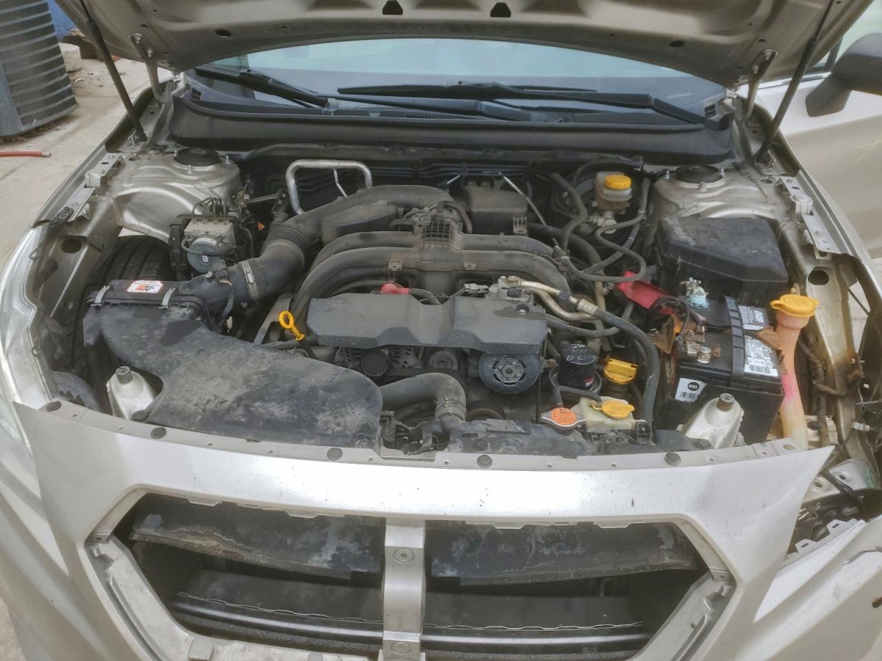 Subaru Legacy 2.5i Image 11