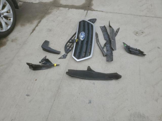 Subaru Legacy 2.5i Image 8