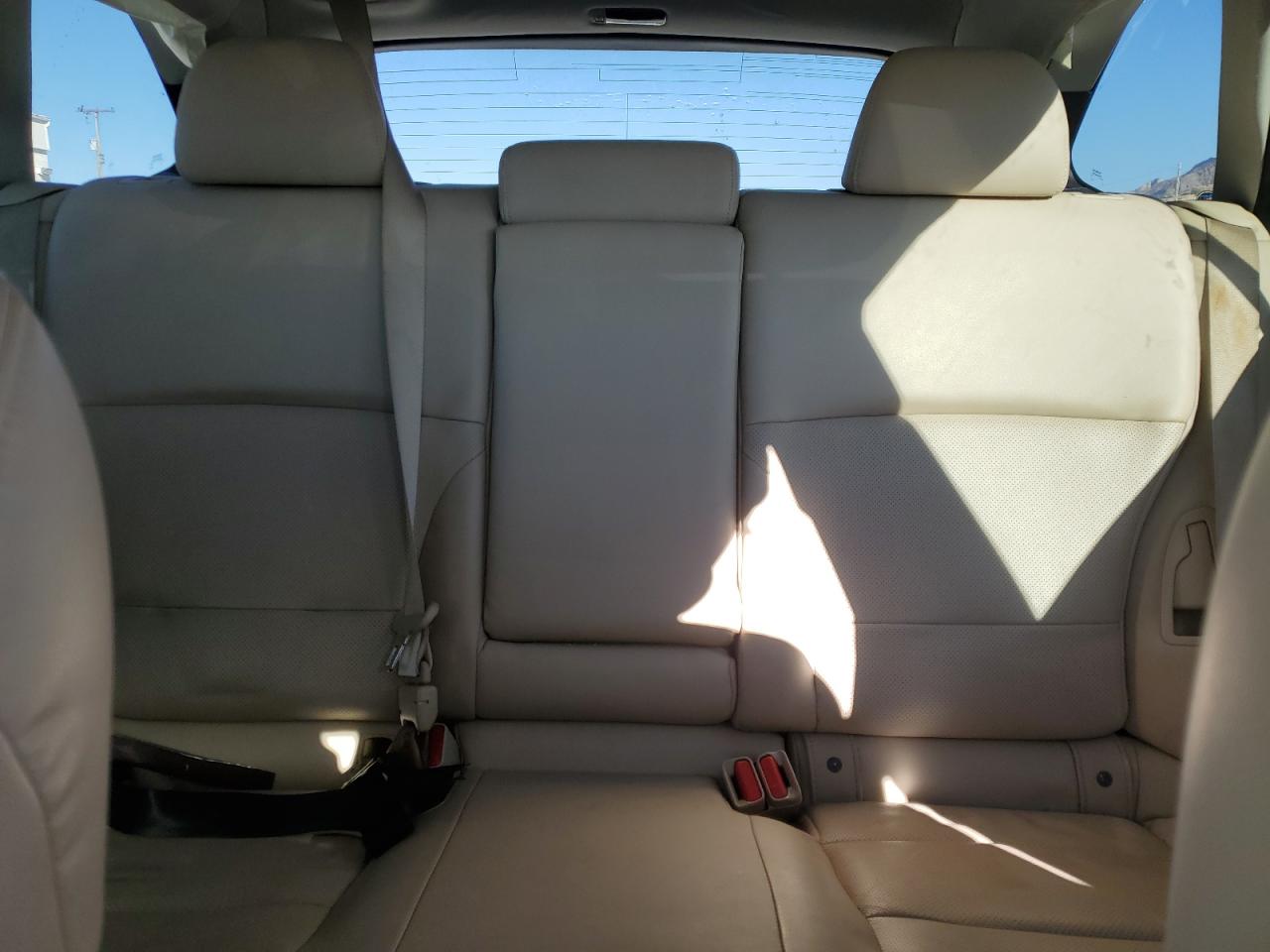 Subaru Outback 3.6r Limited Image 4