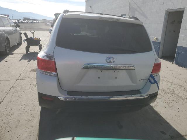 Toyota Highlander Base Image 5