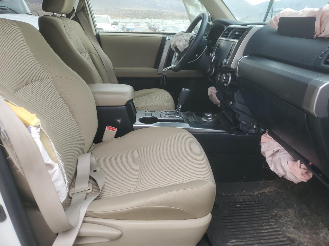 Toyota 4Runner Sr5/sr5 Premium Image 13