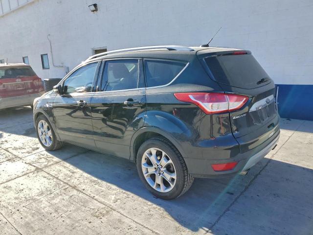 Ford Escape Titanium Image 2