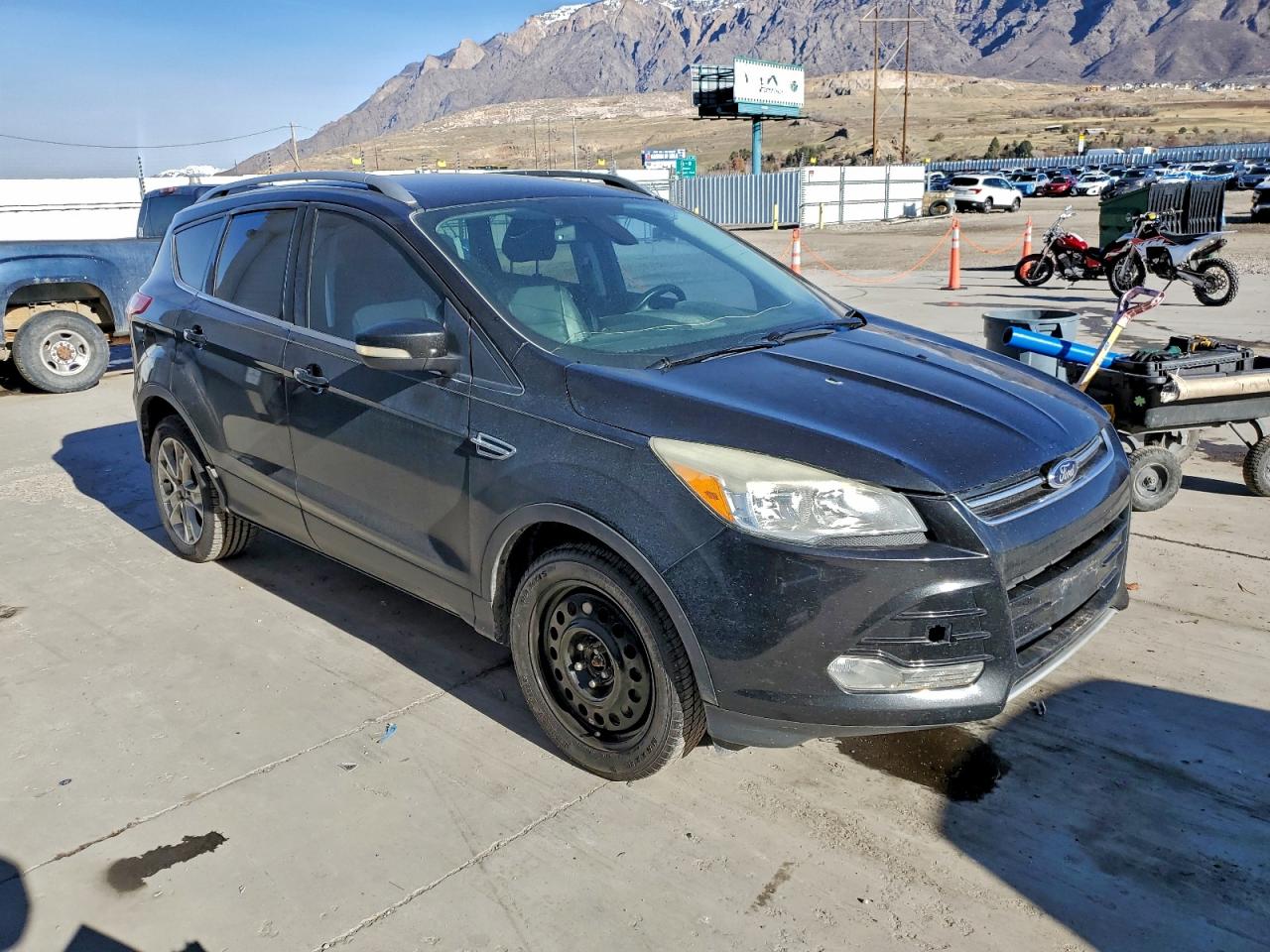 Ford Escape Titanium Image 3