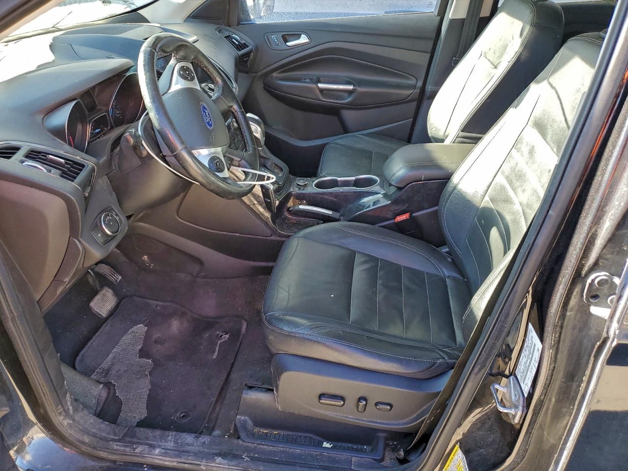 Ford Escape Titanium Image 7