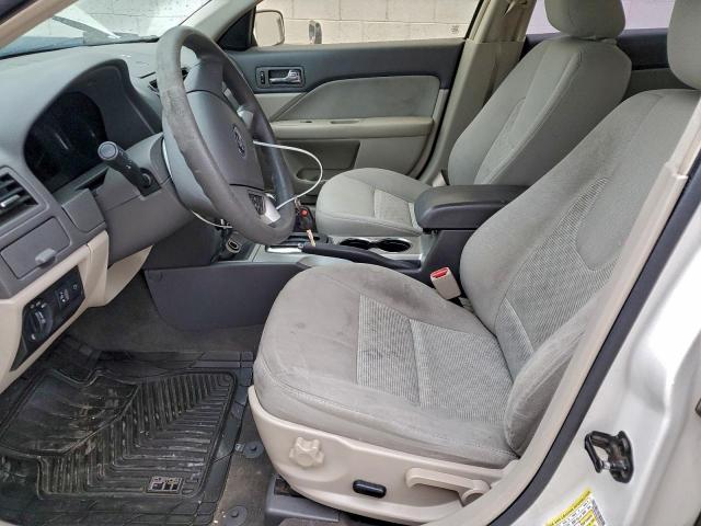 Ford Fusion Se Image 2