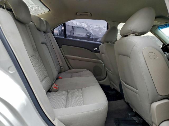 Ford Fusion Se Image 9