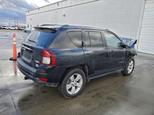 Jeep Compass Latitude Image 2