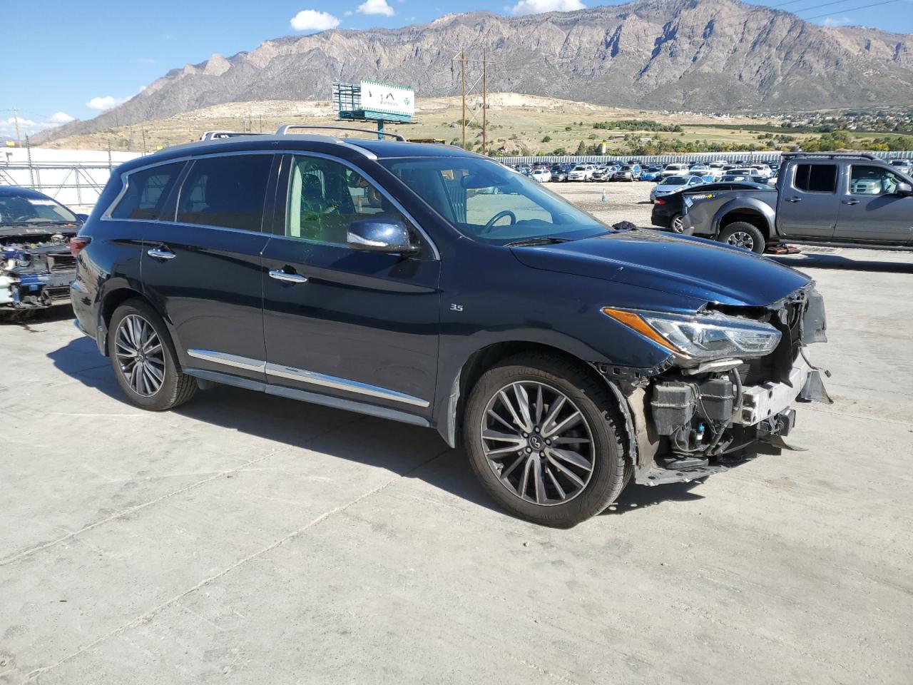 INFINITI Qx Luxe Image 11