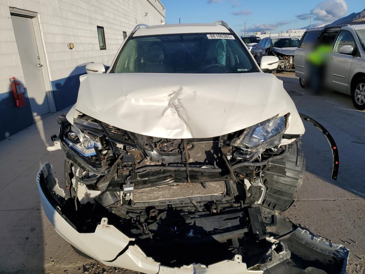 Nissan Rogue S Image 12