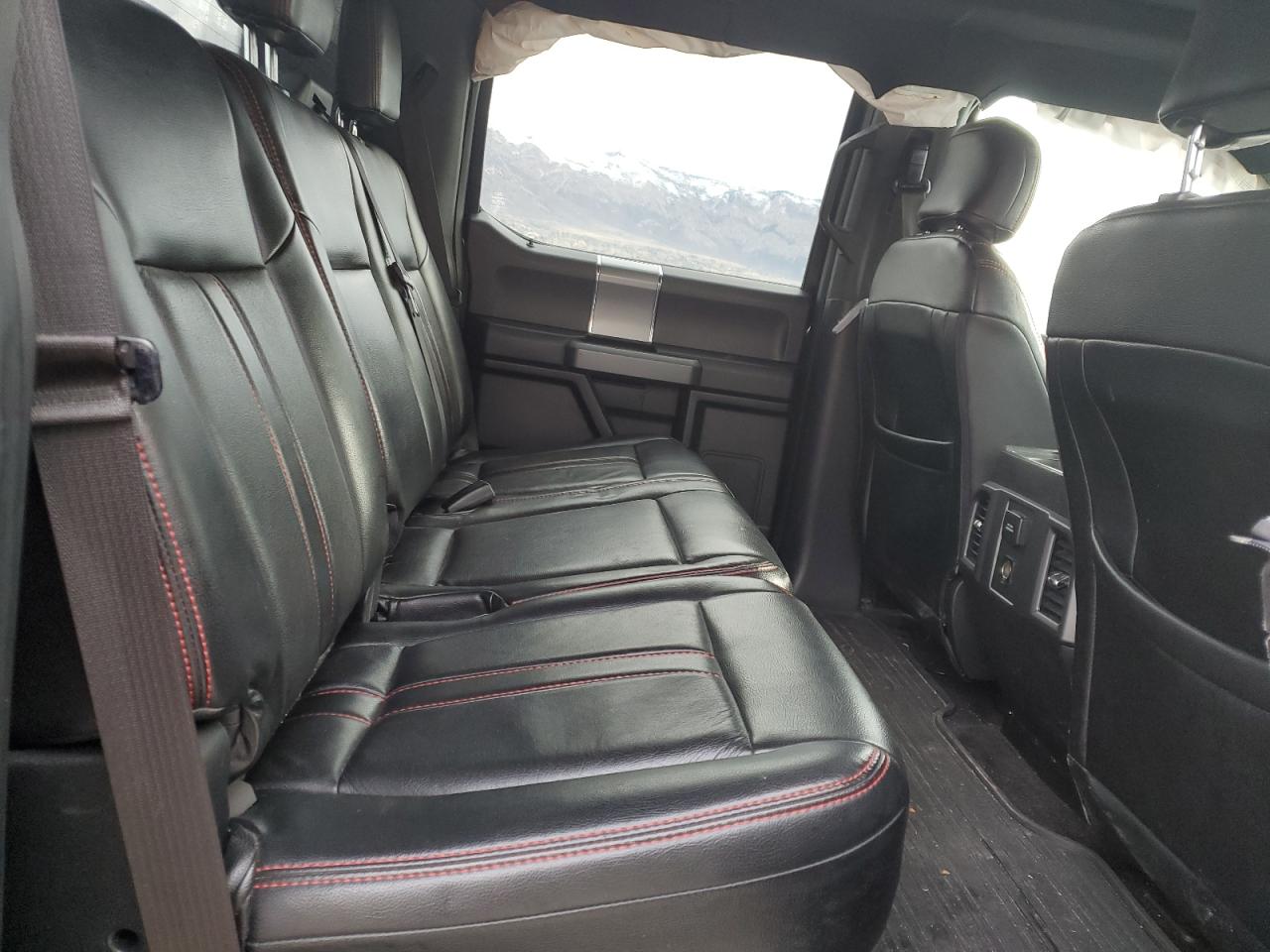 Ford F-150 Supercrew Image 5