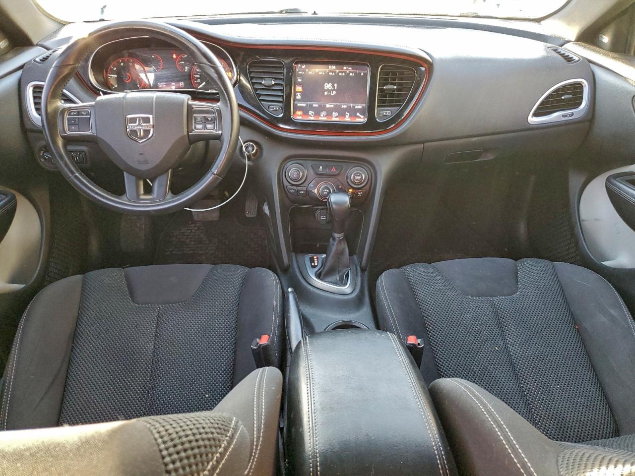 Dodge Dart Sxt Image 3