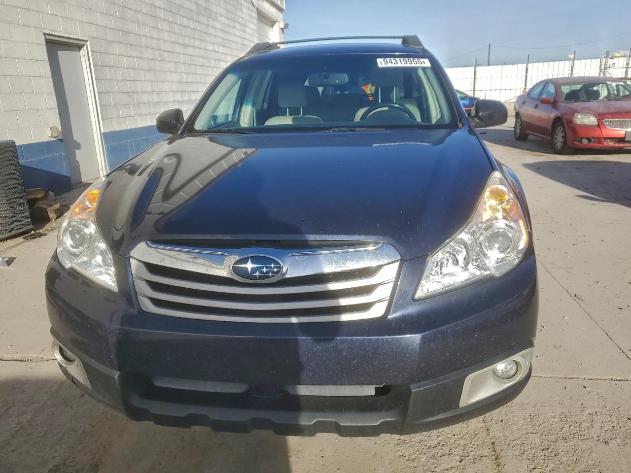 Subaru Outback 2.5i Premium Image 8