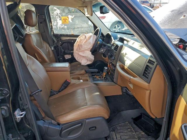 Jeep Liberty Limited Image 5