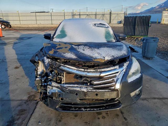 Nissan Altima 2.5 Image 10