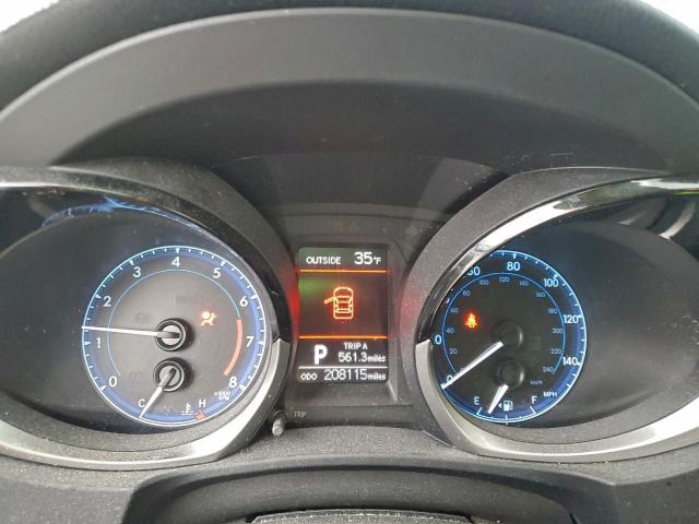 Toyota Corolla L Image 3