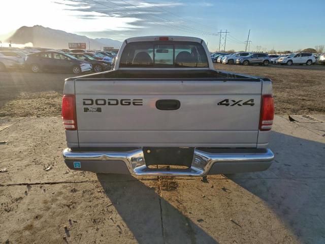 Dodge Dakota Image 6