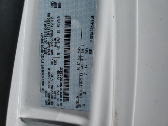 Ford Econoline E350 Super Duty Cutaway Van Image 3