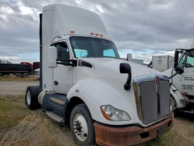  Salvage Kenworth T680