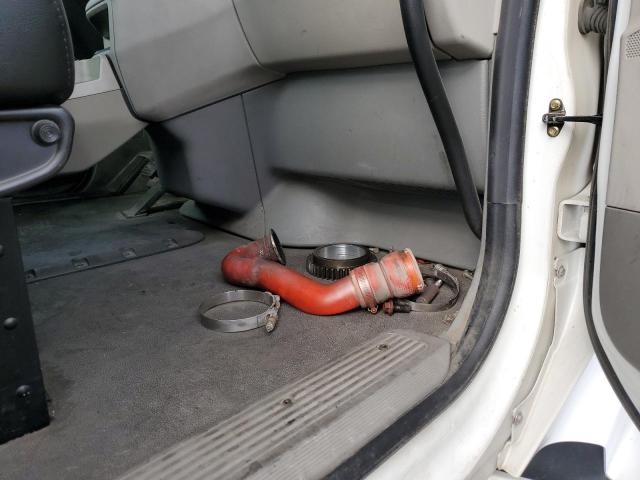 Peterbilt 579 Image 10