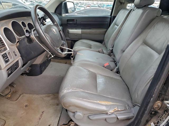 Toyota Tundra Double Cab Image 5