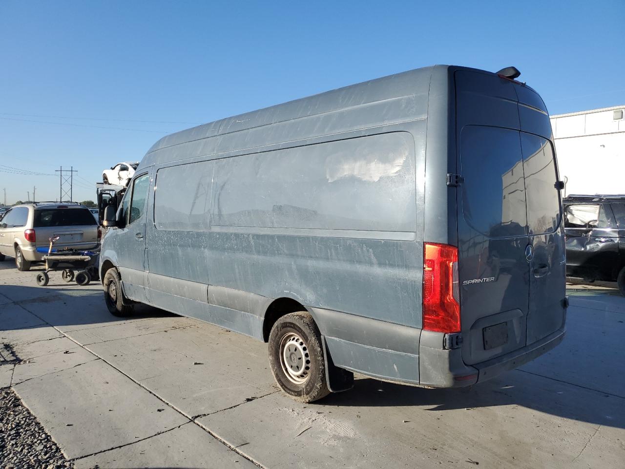 Mercedes-Benz Sprinter 2500/3500 Image 11