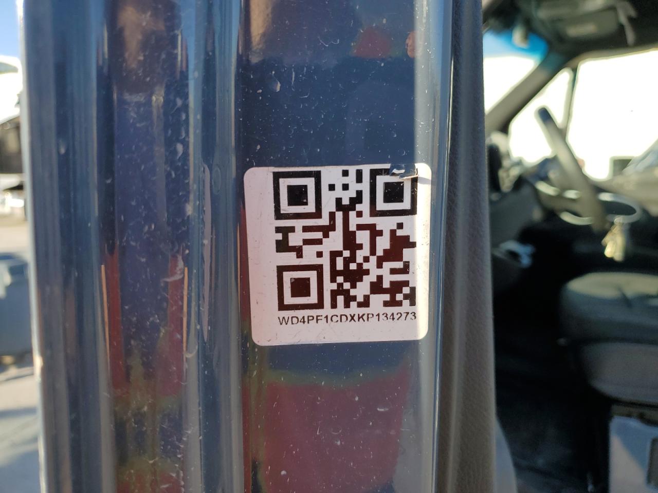 Mercedes-Benz Sprinter 2500/3500 Image 6