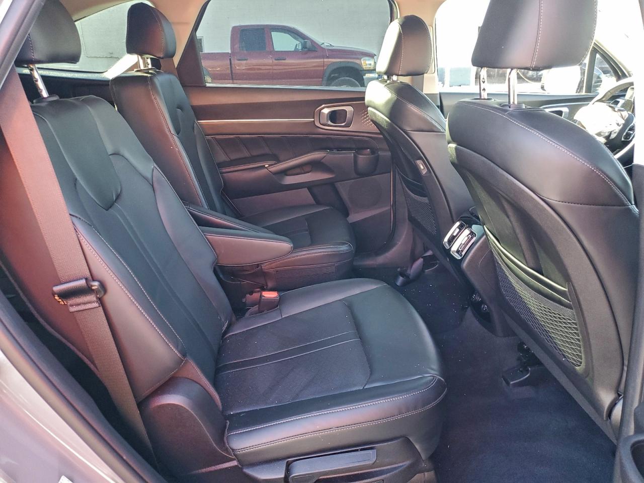 Kia Sorento Sx Image 3