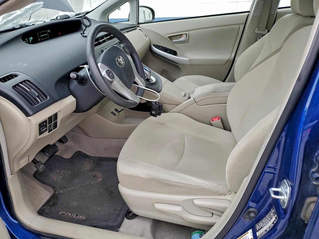 Toyota Prius Image 11