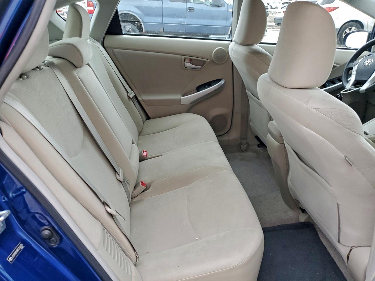 Toyota Prius Image 8