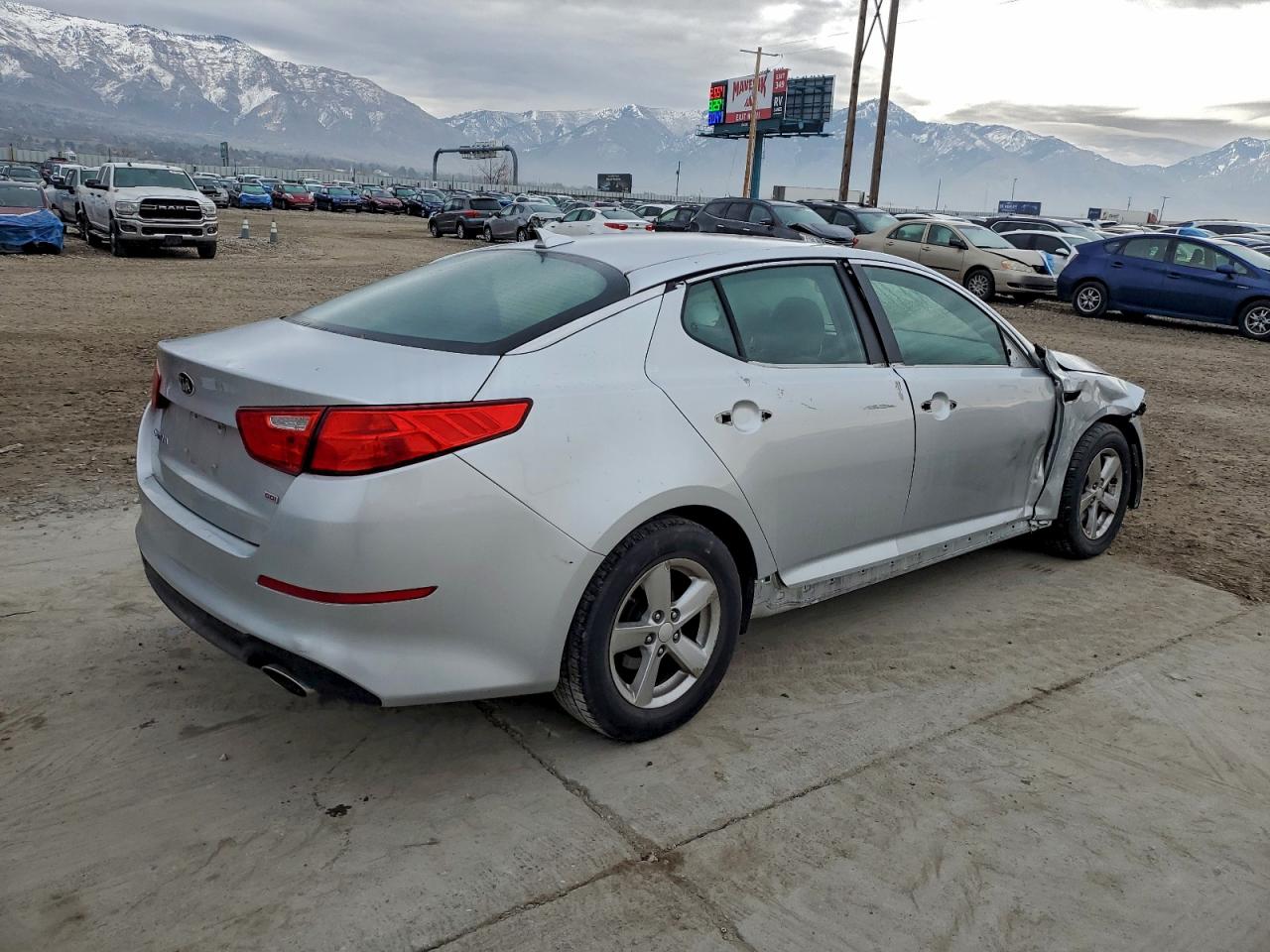 Kia Optima Lx Image 3