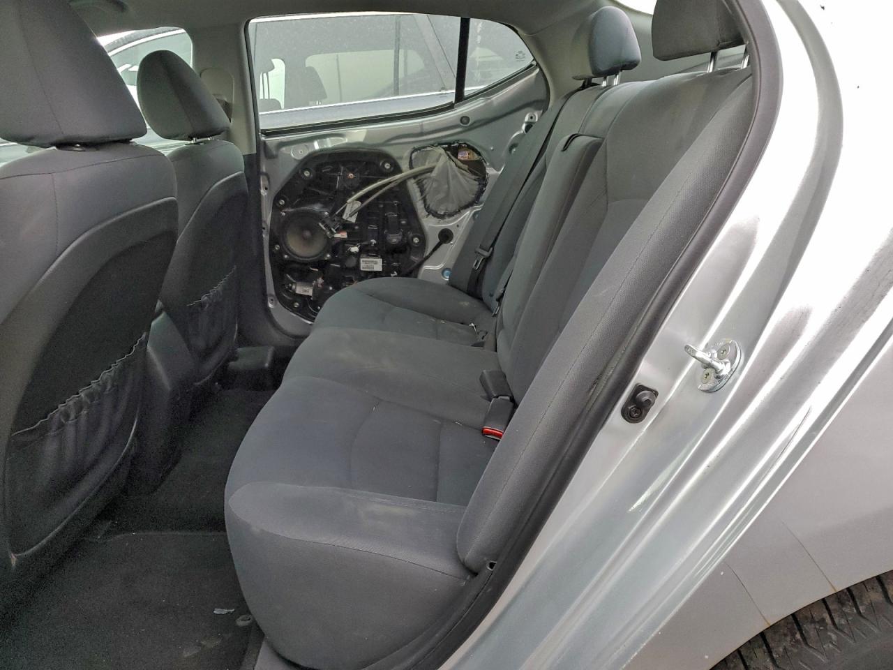 Kia Optima Lx Image 12